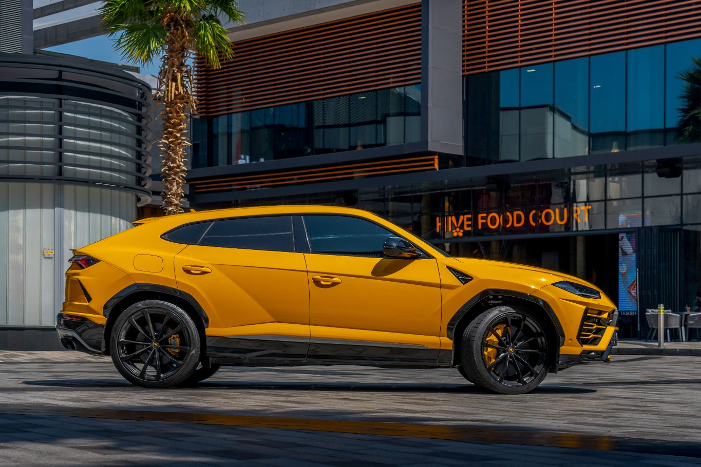 Lamborghini Urus 2021 Yellow